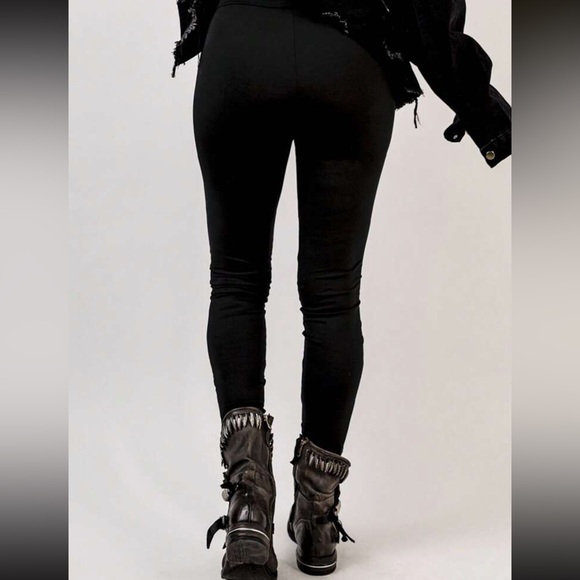 Black lace up Moto fitted Leggings - Picture 2 of 3